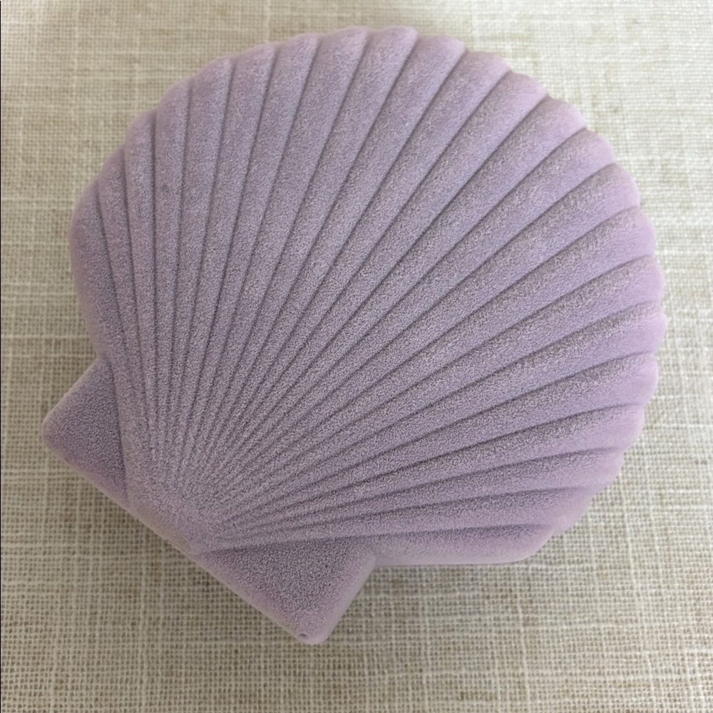 DOIY Velvet Shell Jewelry Box - Purple - Picture 3 of 6